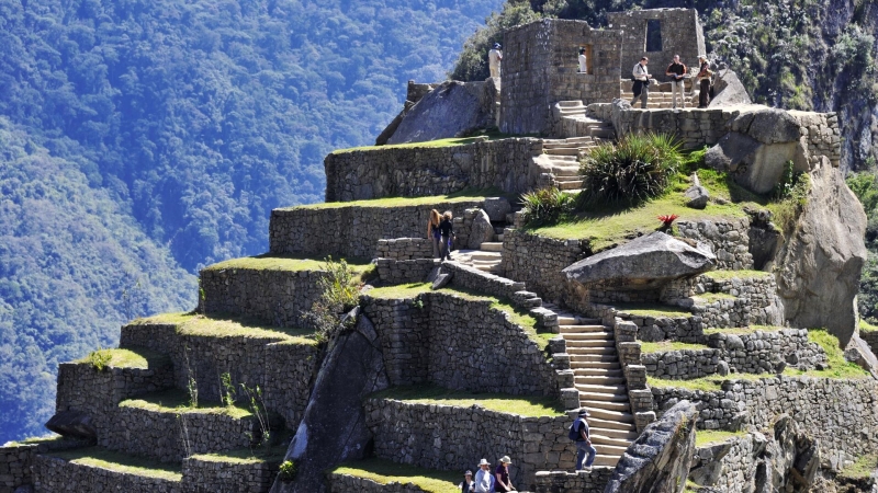 Древний город инков Мачу-Пикчу в Перу оказался в осаде