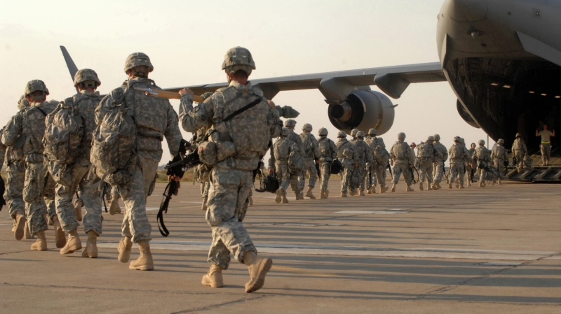 После обстрела базы США в Ираке обследуют американских военных