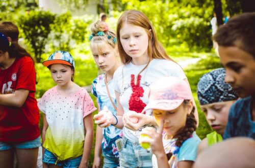 Детские лагеря Екатеринбурга: увлекательный отдых для маленьких исследователей