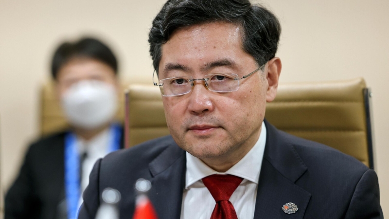 Экс-глава МИД КНР Цинь Ган покинул пост члена парламента Китая