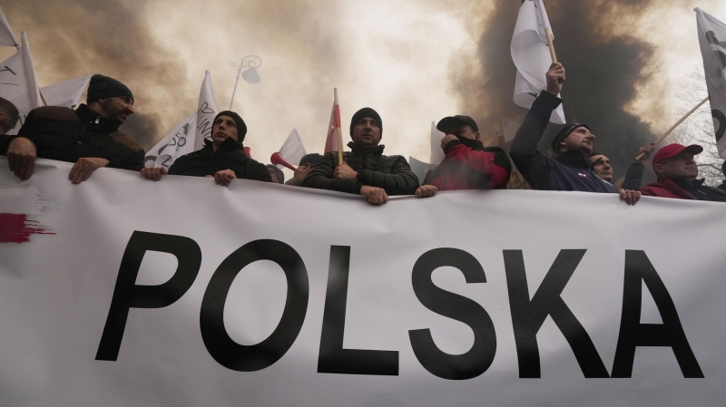 Польские фермеры отложили "марш на Варшаву"