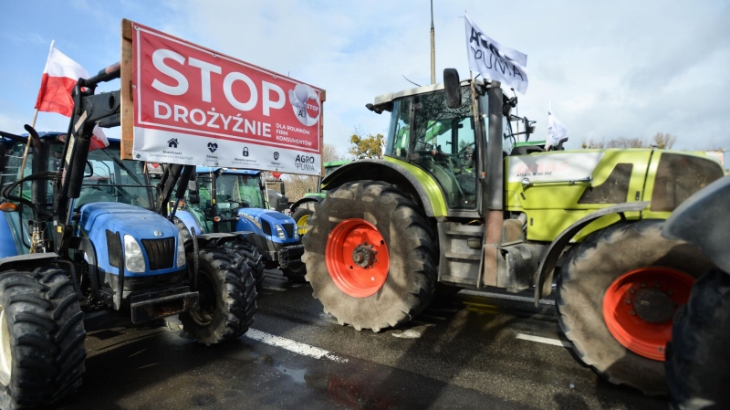 Польскому фермеру предъявили обвинения из-за пророссийского плаката