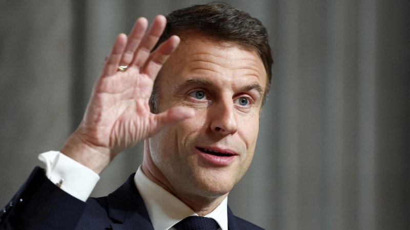 Французский политик призвал восстановить правду после интервью Макрона