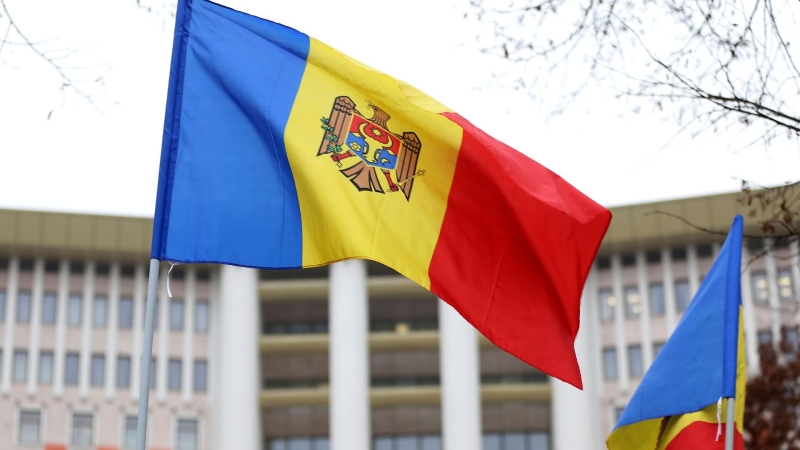 Граждане Молдавии не позволят объединить страну с Румынией, заявил Додон