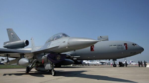 Первые F-16 могут появиться на Украине после Пасхи, заявили в ВСУ