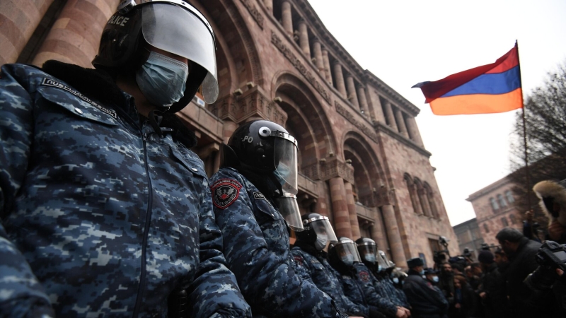 СК Армении заявил о задержании мужчины, готовившего захват власти