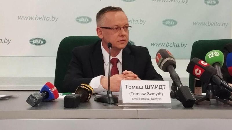 Выехавший в Белоруссию судья Шмидт имеет данные о польских спецслужбах