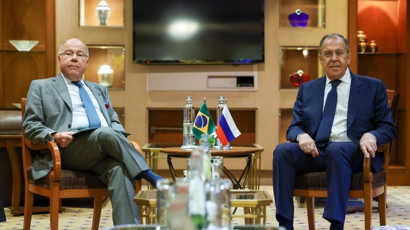 Лавров и глава МИД Бразилии сверили часы по Украине