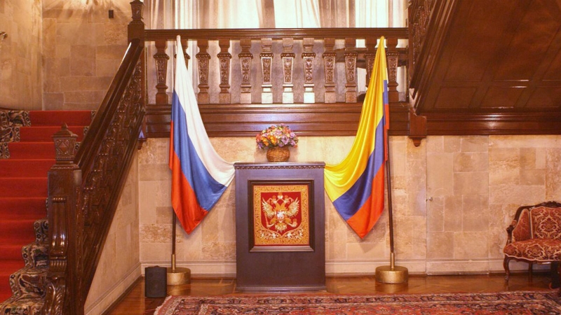 Посольство России оценило слова начальника разведки Колумбии о слежке