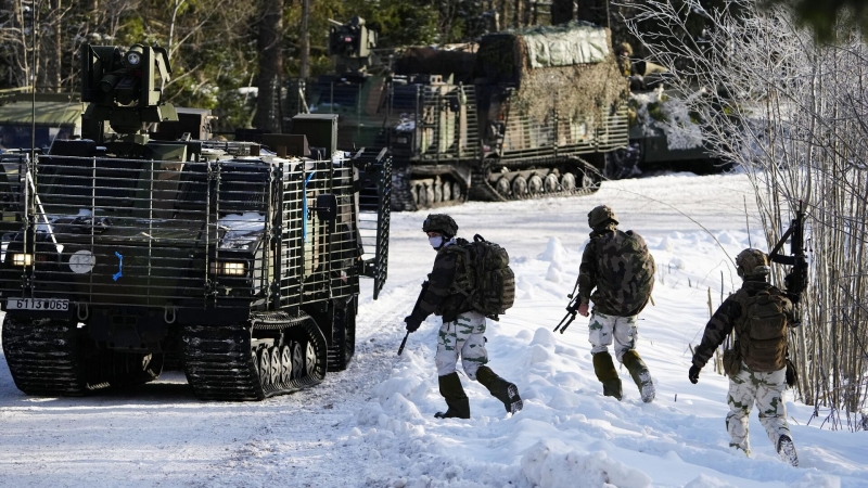 Военные расходы в мире стали рекордными с 1990 года