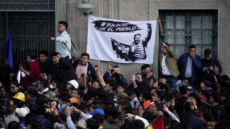 Власти Боливии расследуют участие внешних сил в попытке госпереворота