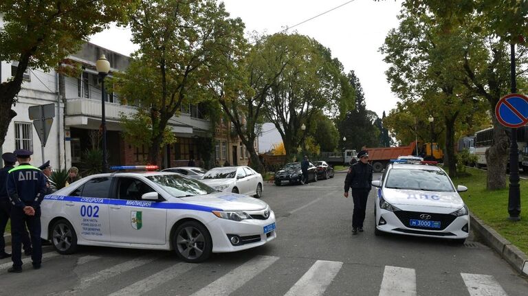 Президент Абхазии назвал происходящее в стране попыткой госпереворота