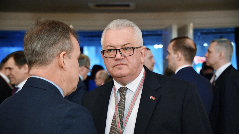 Глава ЦИК Белоруссии заявил, что ему ближе ручное голосование