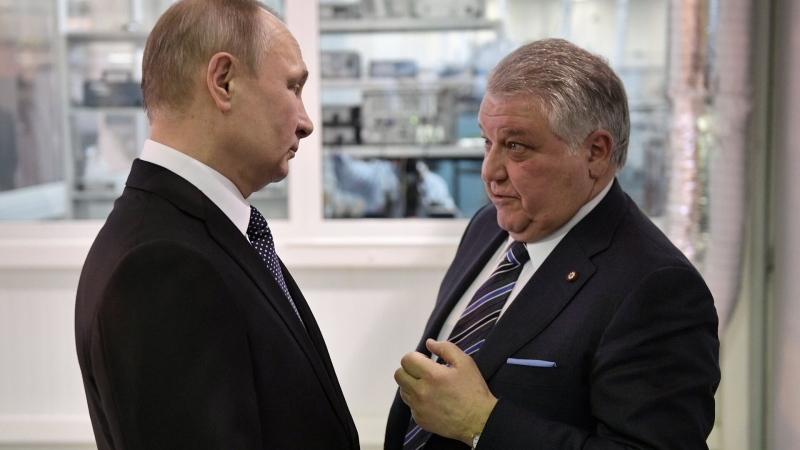 Российские компании могут сотрудничать с Илоном Маском, считает Путин