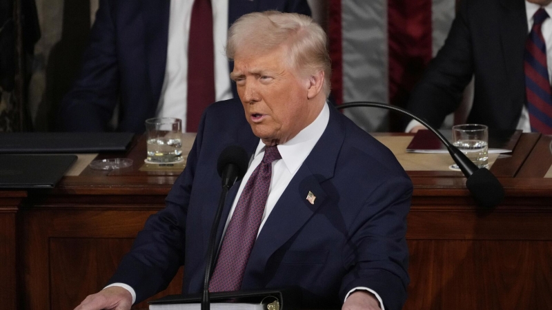 Трамп потребовал от мэра Вашингтона ликвидировать палатки с бездомными
