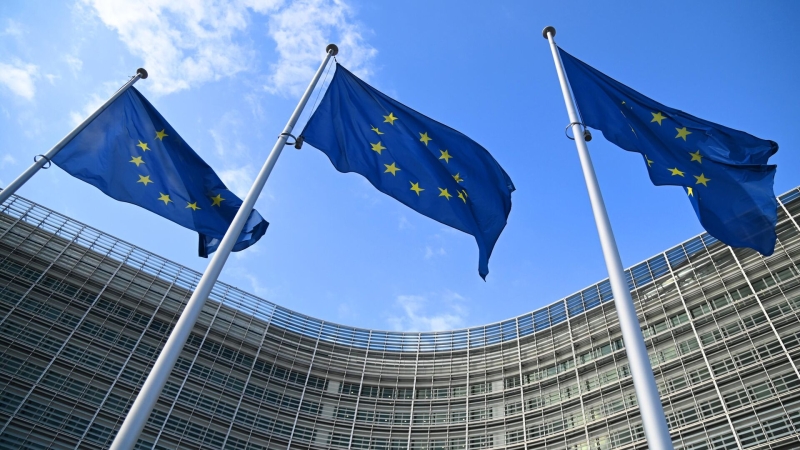 Мировые цены на нефть колебались вечером в четверг 