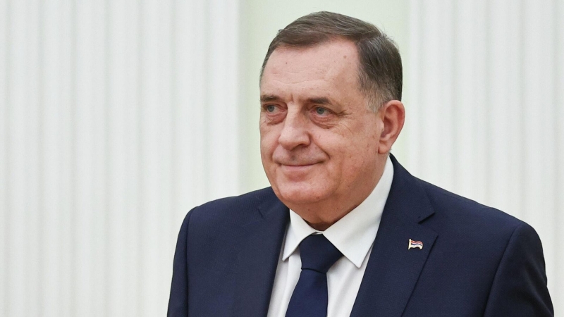 СМИ: попытка вручить Додику повестку о явке в полицию завершилась неудачно