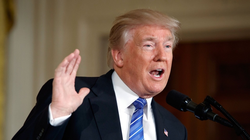 Трампа по ошибке соединили с его бывшим советником, пишут СМИ