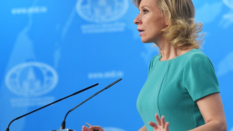 Захарова раскритиковала профессиональные качества Бербок
