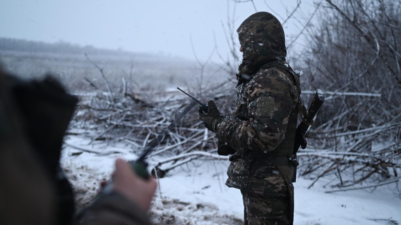Боевик ВСУ по ошибке зашел к российским штурмовикам за сигаретами
