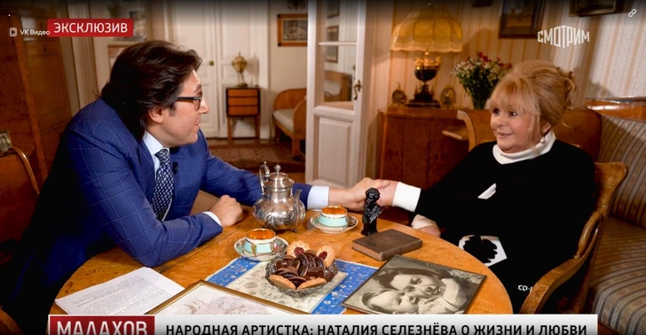 «Не знаю, как бы я себя вела, но жена Ширвиндта жестко поступила»: Селезнева о внебрачном сыне актера