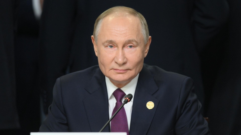 Путин поблагодарил То Лама за участие вьетнамских военных в параде в Москве