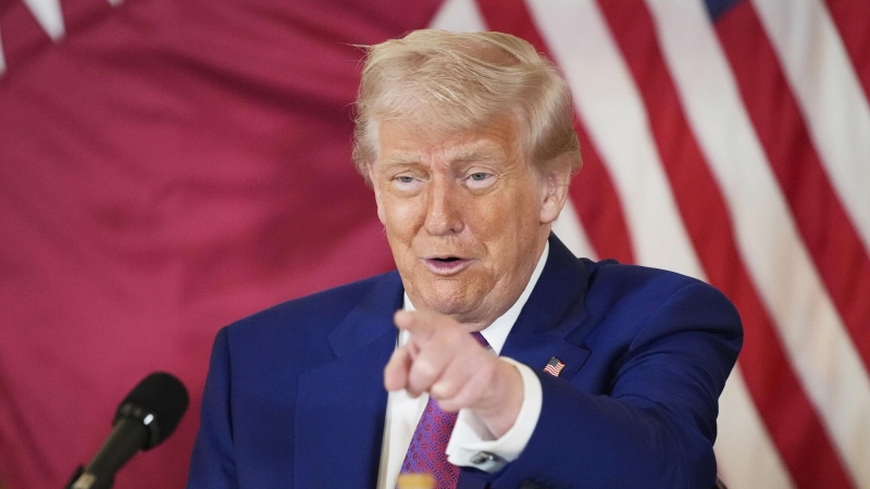 Трамп заявил, что у Зеленского нет козырей, и пригрозил России санкциями