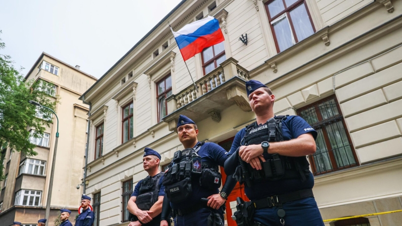 В Госдуме прокомментировали закрытие российского генконсульства в Кракове