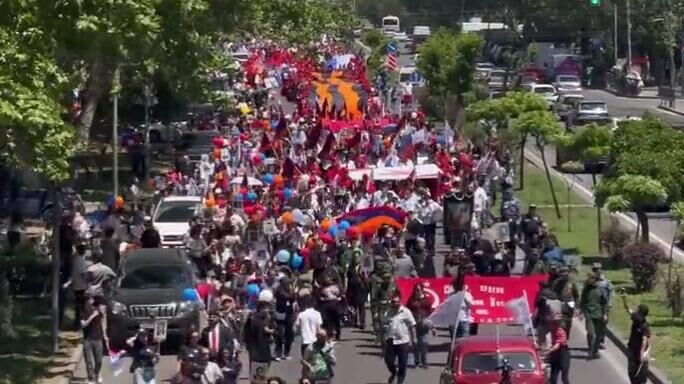 В столице Туркменистана прошла акция "Бессмертный полк"