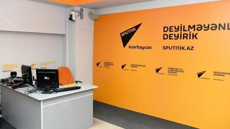 Более десяти сотрудников Sputnik Азербайджан все еще остаются в офисе