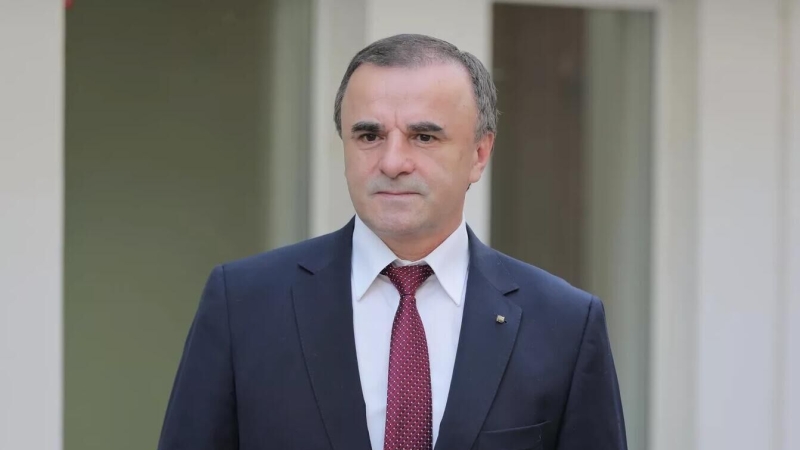 Экс-премьер Молдавии поддержал забастовку адвокатов