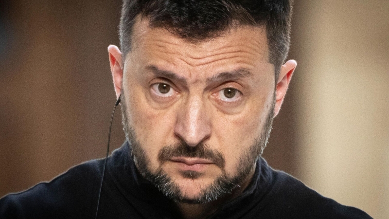 "Несмотря на репрессии". Зеленскому сообщили печальные новости об украинцах