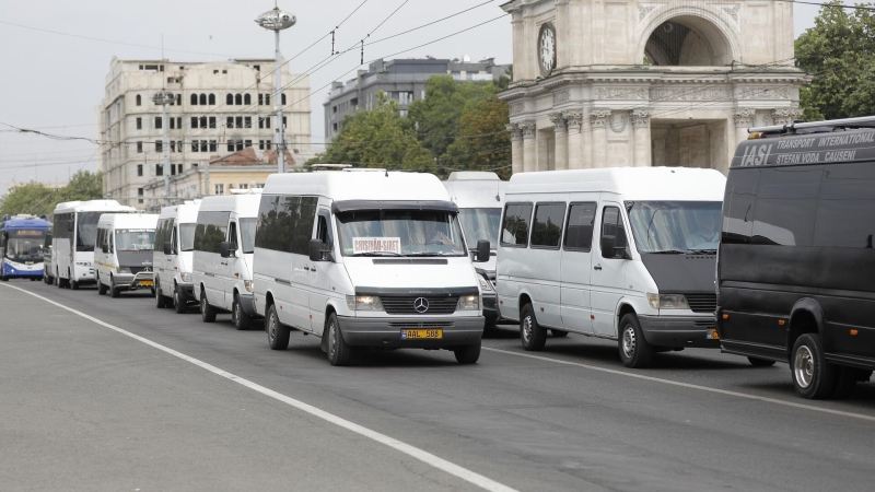 В Молдавии автоперевозчики начали серию протестов