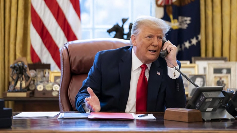 "Не смогла": СМИ раскрыли детали разговора Трампа с президентом  Швейцарии
