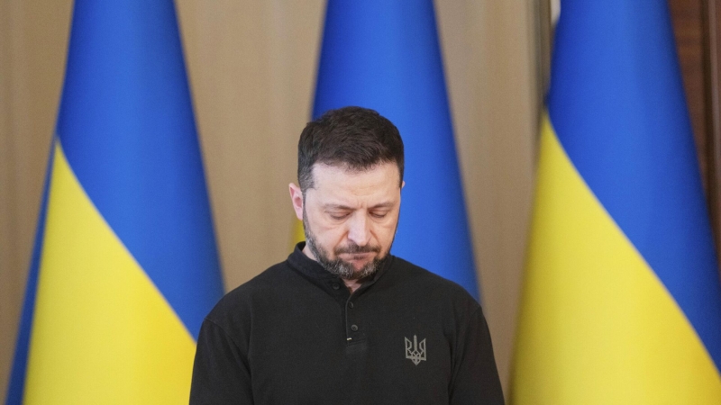 В Киеве заявили о планах Зеленского по капитуляции