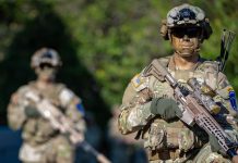 Американским военным могут перестать платить зарплату из-за шатдауна