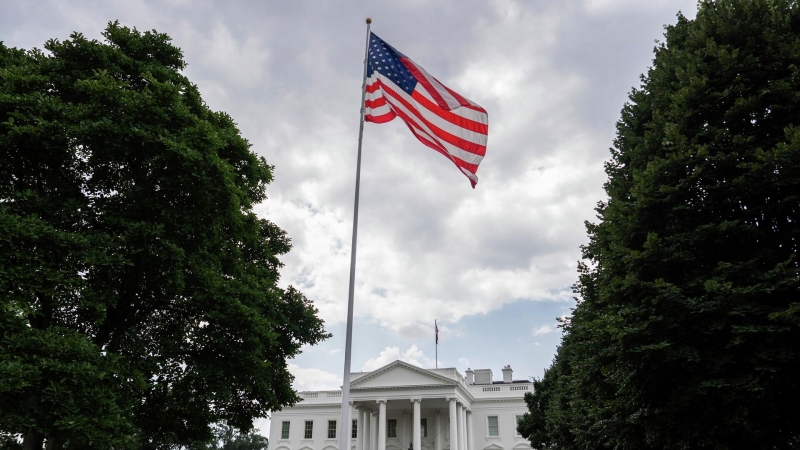 США сделают себя уязвимее, вернув авиабазу "Баграм", считает политолог