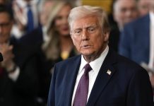 Трамп заявил, что спас TikTok