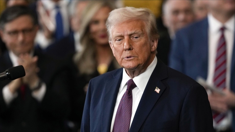 Трамп заявил, что спас TikTok