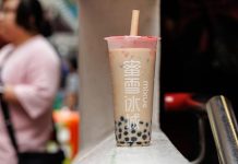 Зарубежные врачи предупреждают о рисках популярного напитка