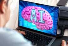 «Алиса, скажи диагноз!»: Россияне пошли по виртуальным докторам со своими реальными анализами