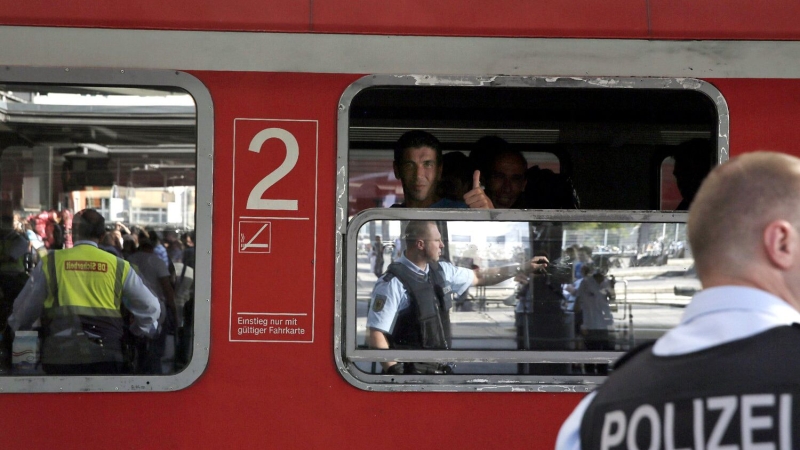 Большинство немцев выступают за депортацию сирийцев на родину, пишет Bild