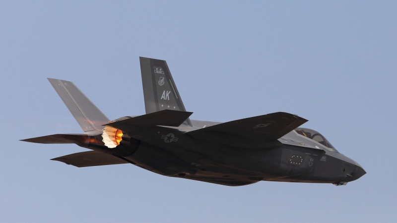 Хегсет сообщил об ударе США по якобы судну наркоторговцев в Карибском море