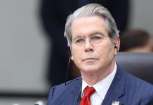 Министр финансов США заявил, что негативный эффект от шатдауна усиливается