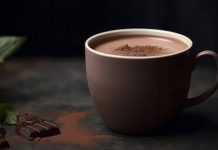 Назван напиток, который спасет от последствий сидячего образа жизни