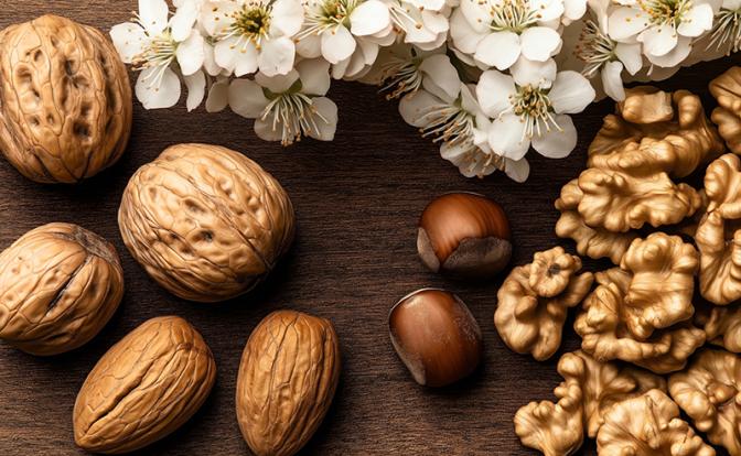 Перечислена еда, которая за месяц выводит плохой холестерин