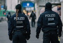 СМИ: в списке жертв предполагаемого террориста в ФРГ были Меркель и Шольц