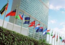 США покажут ООН суровую любовь ради реформ, заявил Майк Уолц