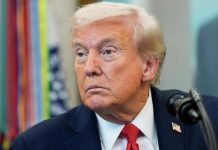 Трамп обвинил демократов в наслаждении страданиями американцев