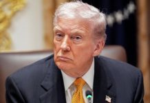 Трамп обвинил конгрессменов-демократов в предательстве